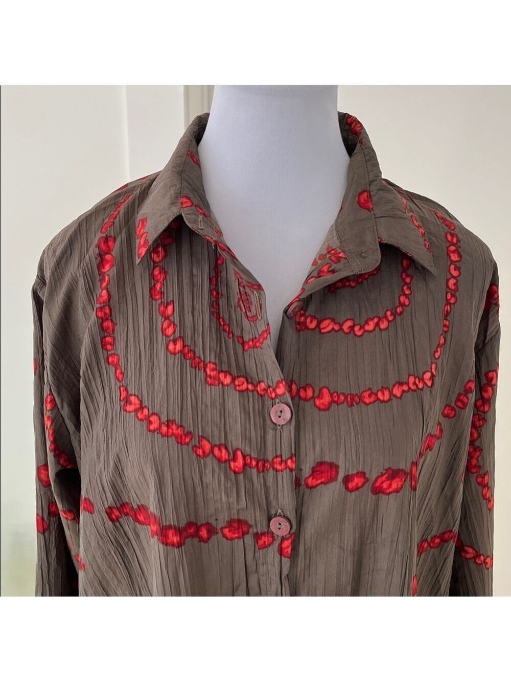 TARA VAO Tunic Blouse Button Front Spiral Splatter Pattern Crinkle Fabric Artsy - Picture 6 of 16